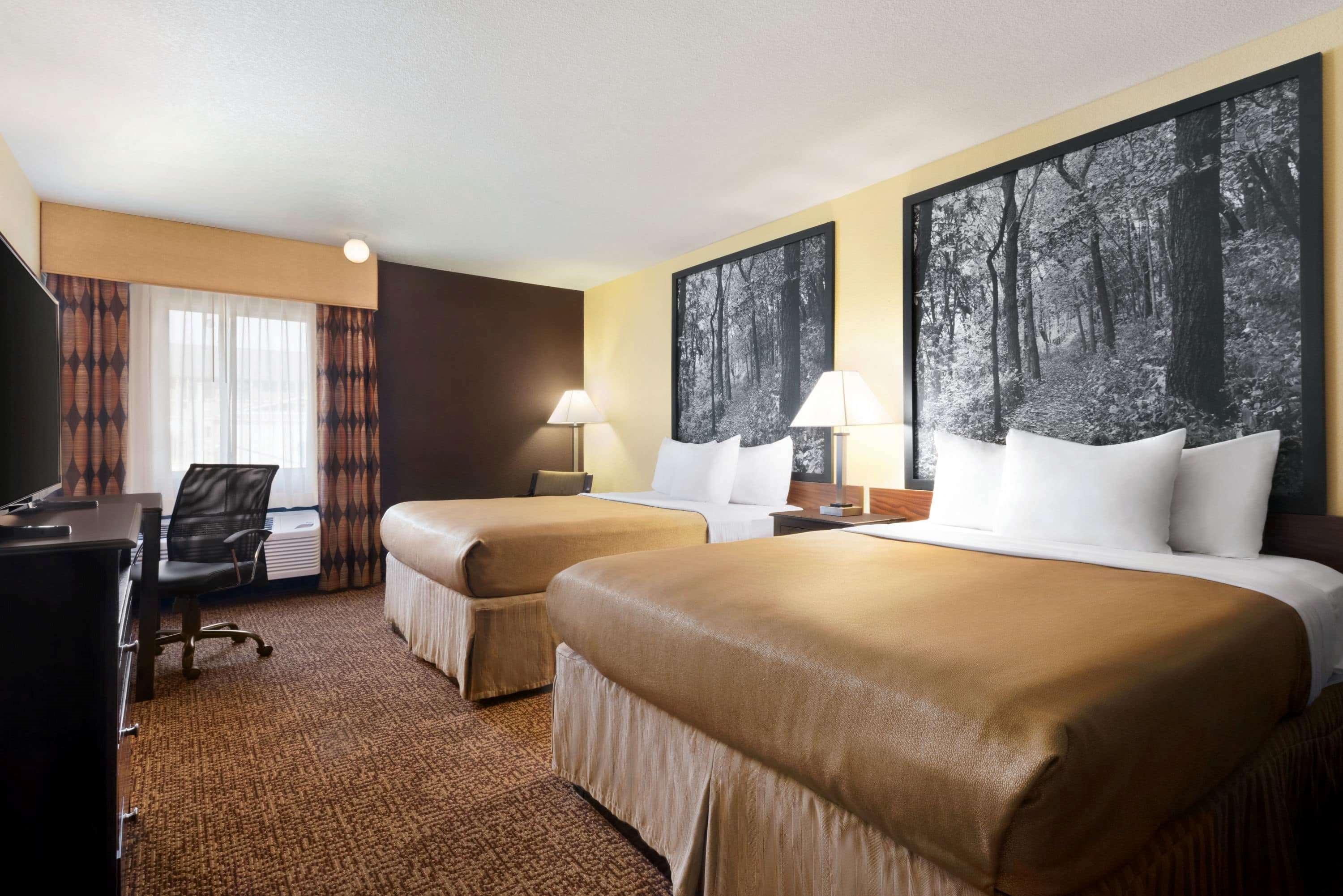 Super 8 By Wyndham Des Moines Hotel Bagian luar foto