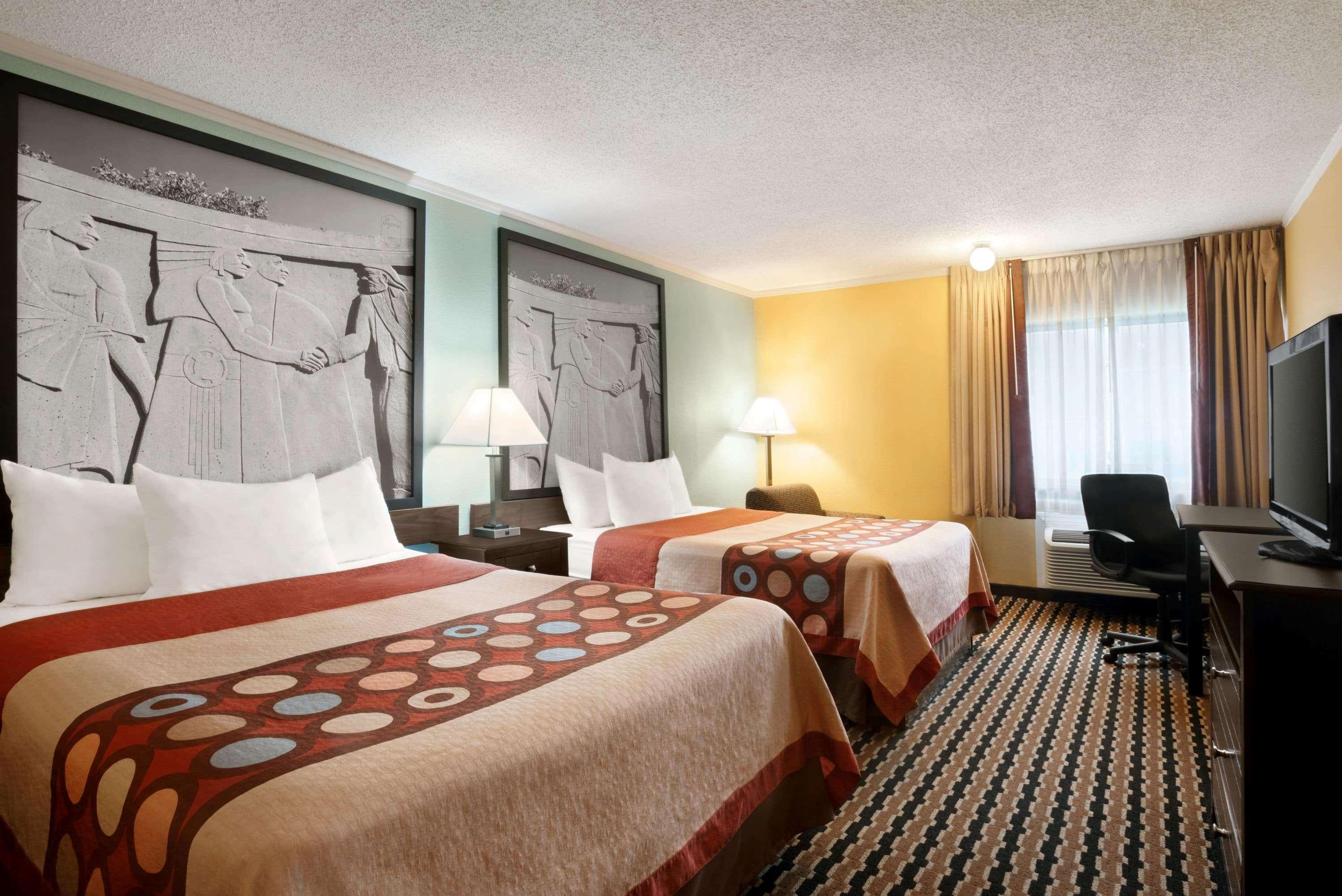 Super 8 By Wyndham Des Moines Hotel Bagian luar foto