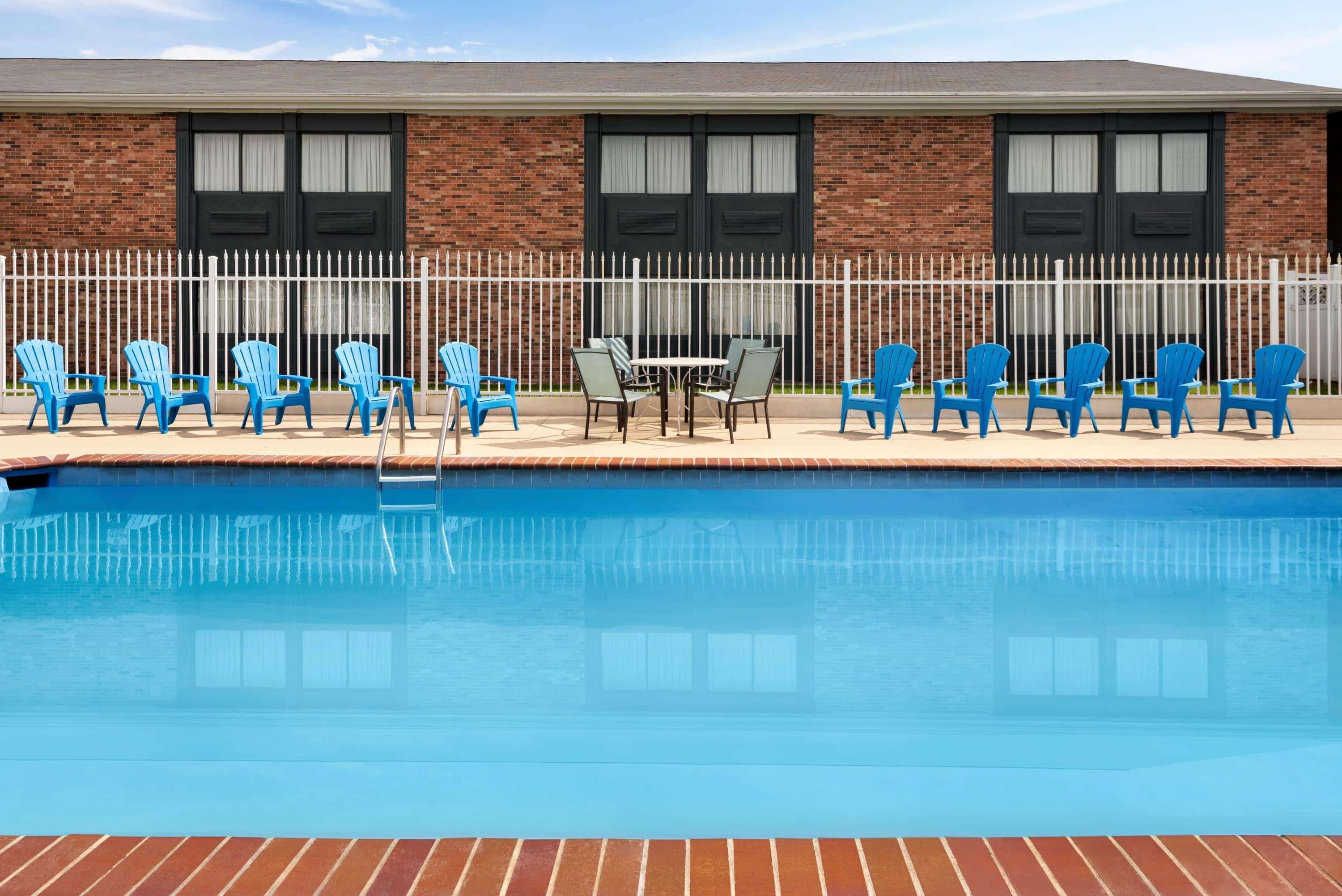 Super 8 By Wyndham Des Moines Hotel Bagian luar foto
