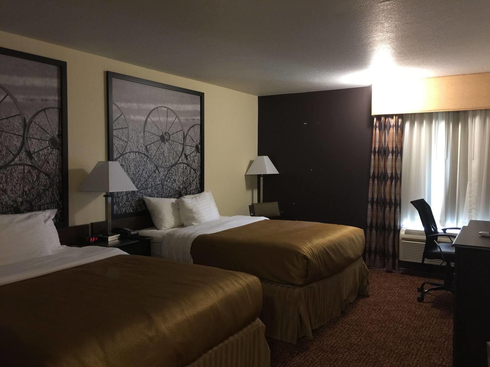 Super 8 By Wyndham Des Moines Hotel Bagian luar foto