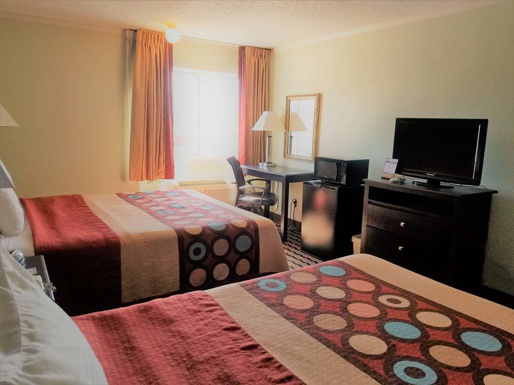 Super 8 By Wyndham Des Moines Hotel Ruang foto