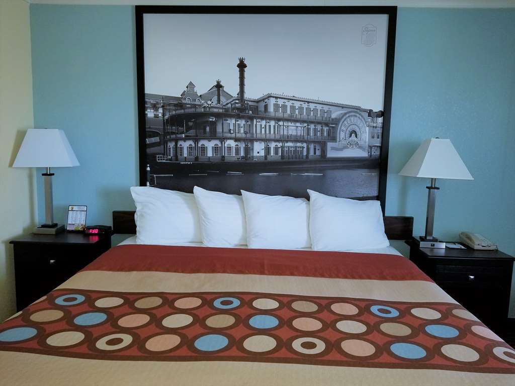 Super 8 By Wyndham Des Moines Hotel Ruang foto